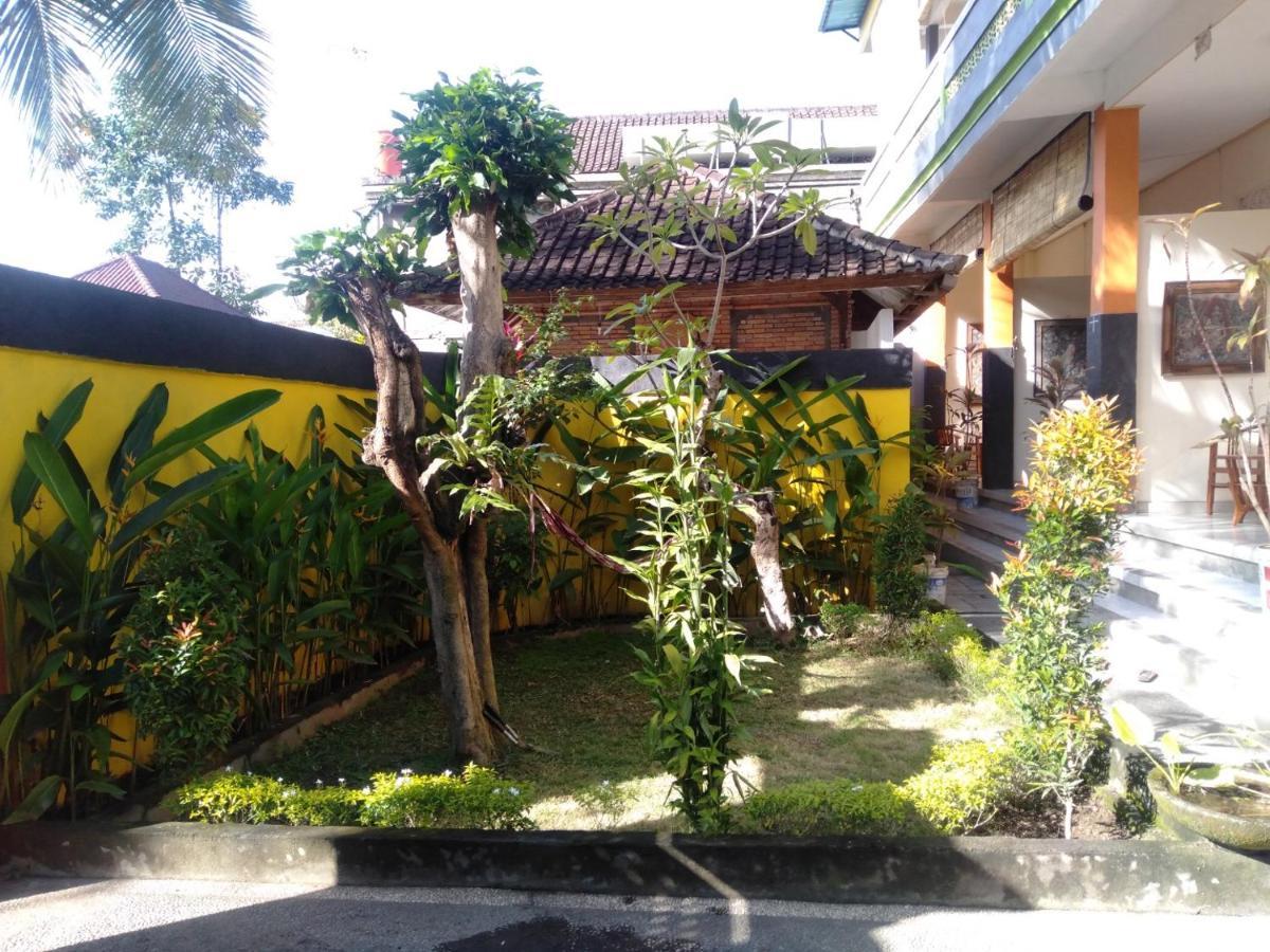 Oka House Appartement Ubud Buitenkant foto
